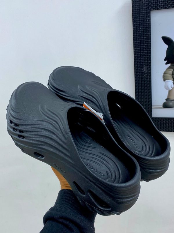 ECHO WAVE CLOG